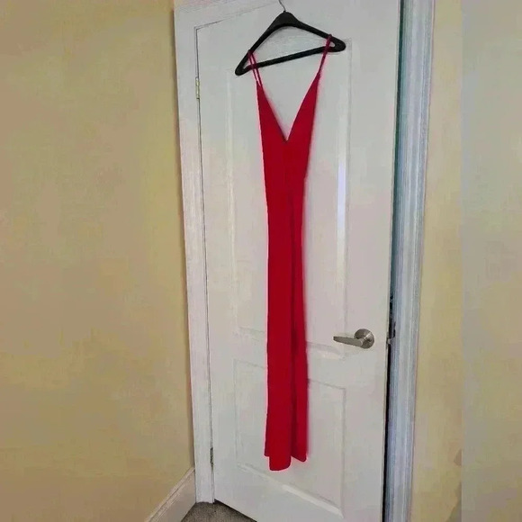 Fashion  nova red jumpsuit size M with flared pants - Picture 1 of 8